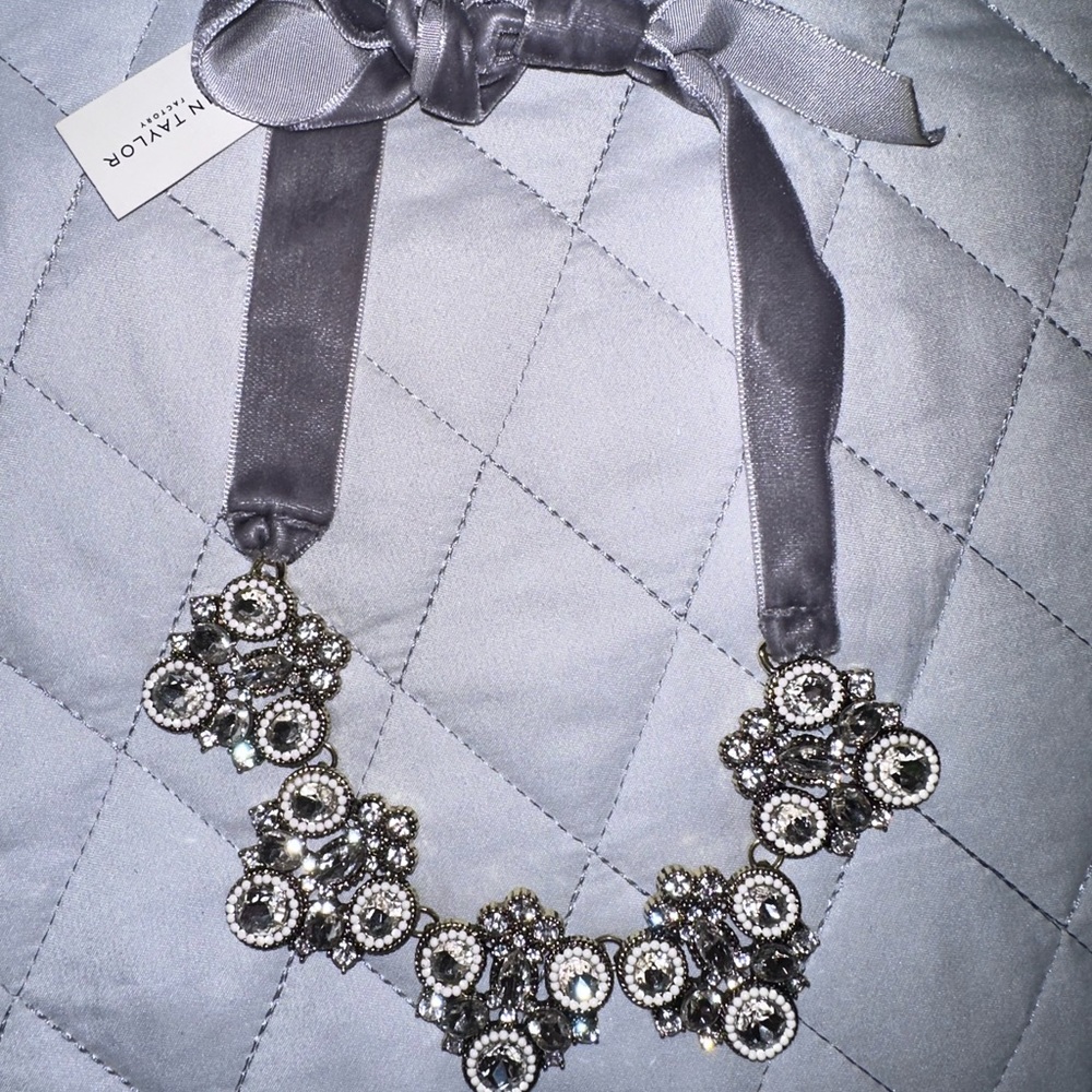 COPY - ANN TAYLOR NECKLACE